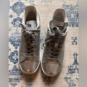 Silver Adidas sneakers originals Stan smith size 7.5